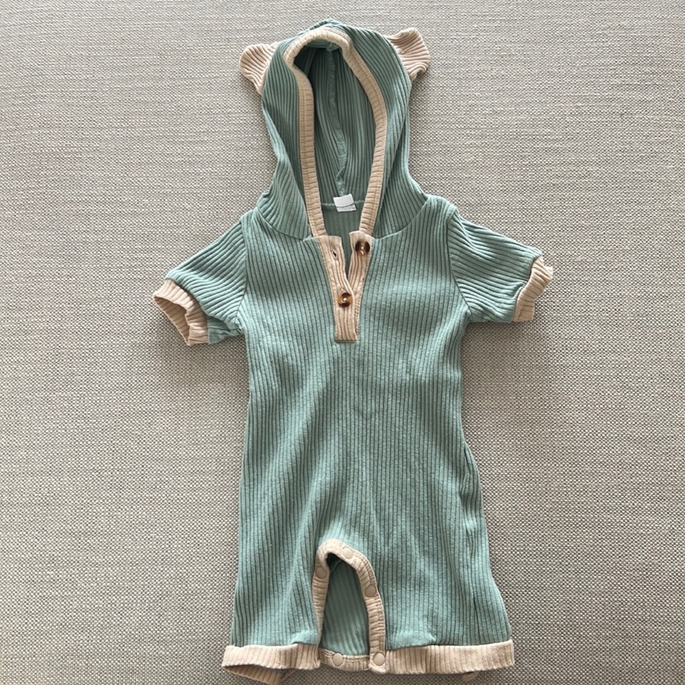 Hoodie onesie with bear ears. Size 0-3 months. Worn once.